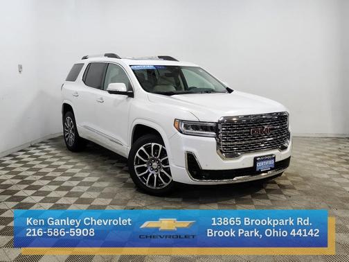 2023 GMC Acadia Denali