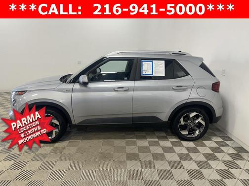 2021 Hyundai VENUE SEL