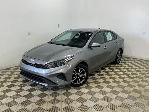 Steel Gray 2022 Kia Forte LXS