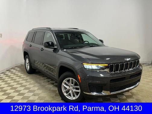 Baltic Gray Metallic Clearcoat 2022 Jeep Grand Cherokee L Laredo