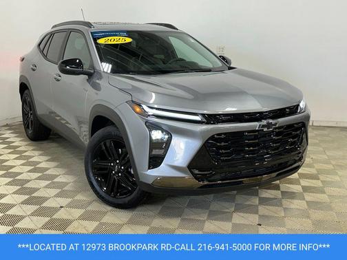 Sterling Gray Metallic 2025 Chevrolet Trax FWD ACTIV
