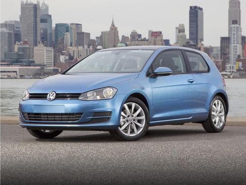 Platinum Gray Metallic 2015 Volkswagen Golf Auto TSI SE