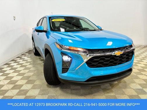Marina Blue Metallic 2025 Chevrolet Trax LS