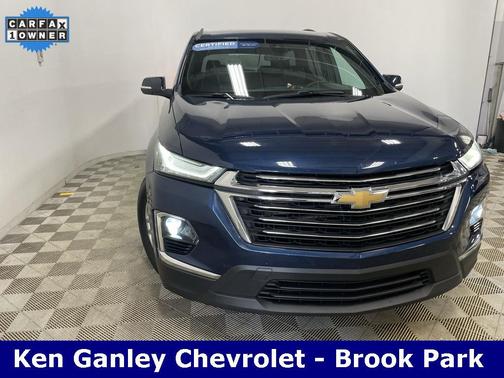 2023 Chevrolet Traverse LT Leather