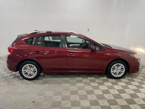 2017 Subaru Impreza 2.0i Premium