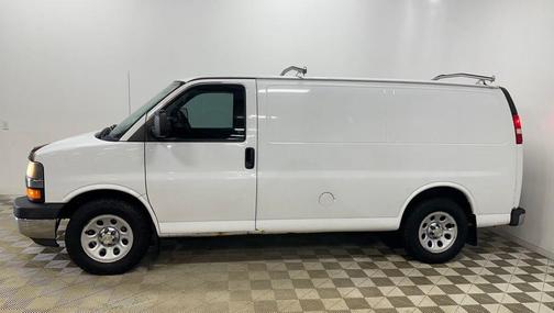 Summit White 2013 Chevrolet Express 1500 Work Van