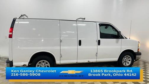 Summit White 2013 Chevrolet Express 2500 Work Van