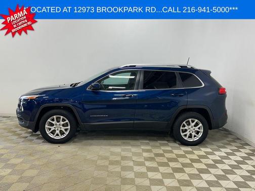 Patriot Blue Pearlcoat 2018 Jeep Cherokee Latitude