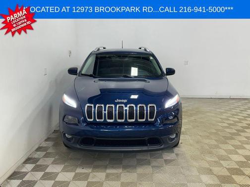 Patriot Blue Pearlcoat 2018 Jeep Cherokee Latitude
