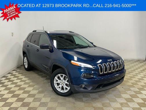 Patriot Blue Pearlcoat 2018 Jeep Cherokee Latitude