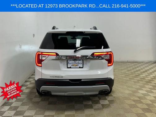 Summit White 2023 GMC Acadia FWD SLE