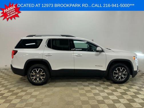 Summit White 2023 GMC Acadia FWD SLE