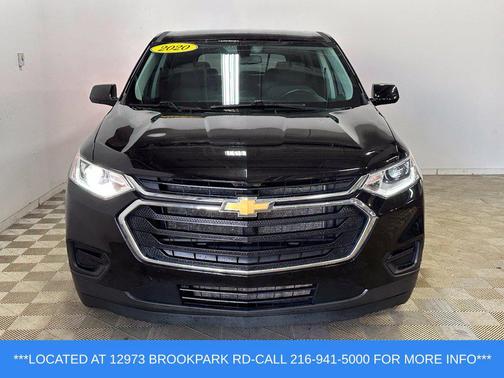 Mosaic Black Metallic 2020 Chevrolet Traverse LS