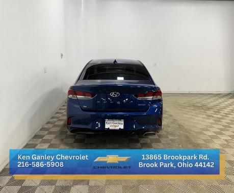 2018 Hyundai SONATA SE