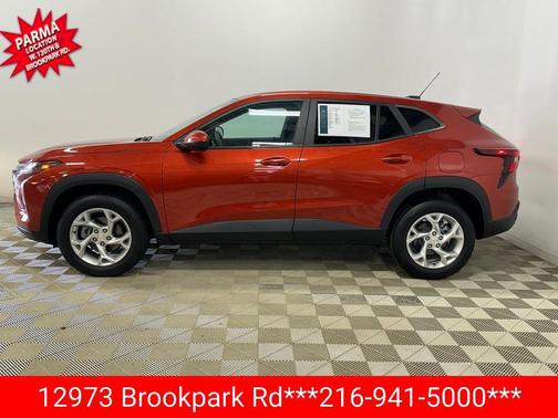 Cayenne Orange Metallic 2024 Chevrolet Trax LS