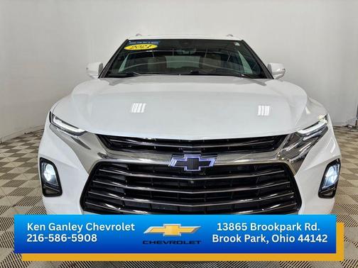 Iridescent Pearl Tricoat 2021 Chevrolet Blazer Premier