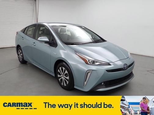 2022 Toyota Prius LE