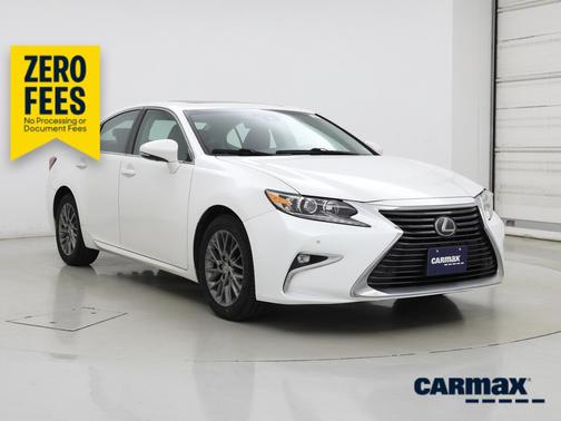 White 2017 Lexus ES 350