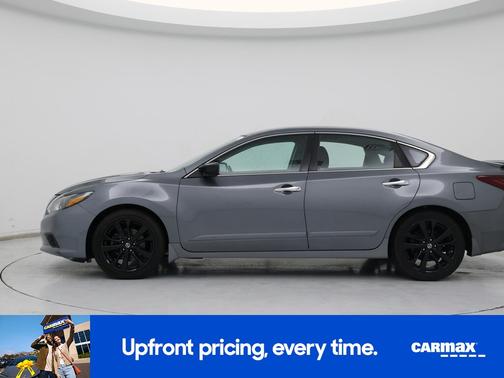 Gray 2017 Nissan Altima SR