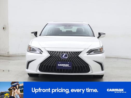 2021 Lexus ES 300h Luxury