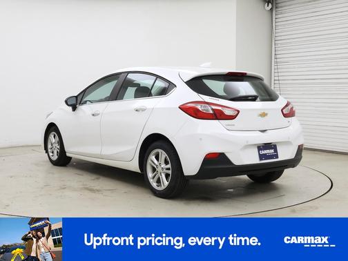 White 2018 Chevrolet Cruze LT