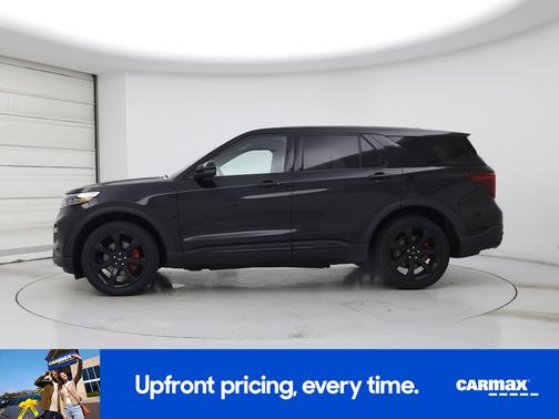 Black 2022 Ford Explorer ST