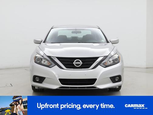 Gray 2017 Nissan Altima SV