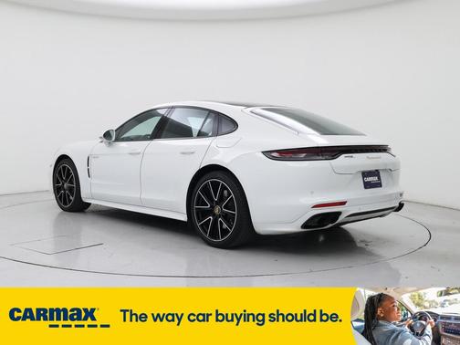 2023 Porsche Panamera E-Hybrid 4