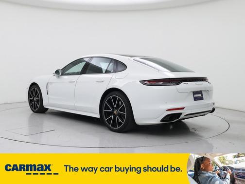2023 Porsche Panamera E-Hybrid 4