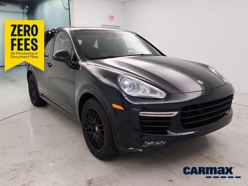 Blue 2017 Porsche Cayenne GTS
