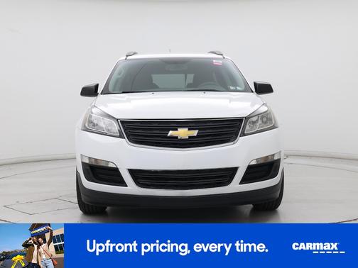 White 2017 Chevrolet Traverse LS