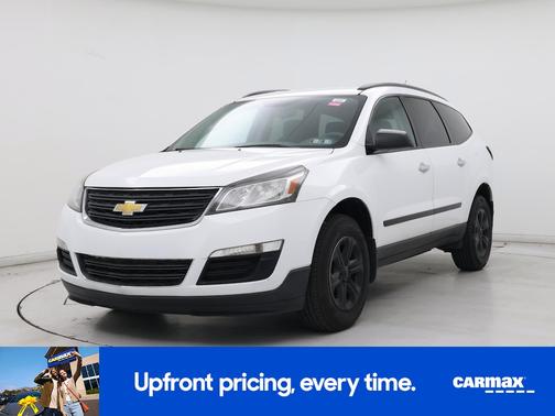 White 2017 Chevrolet Traverse LS