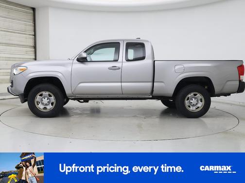 2017 Toyota Tacoma SR