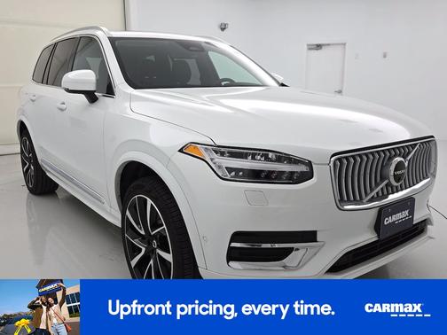White 2024 Volvo XC90 B5 Plus Bright Theme