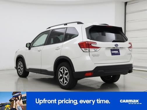 White 2021 Subaru Forester Premium