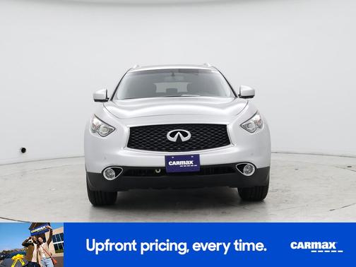 2017 INFINITI QX70 