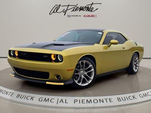 Gold Rush 2020 Dodge Challenger GT