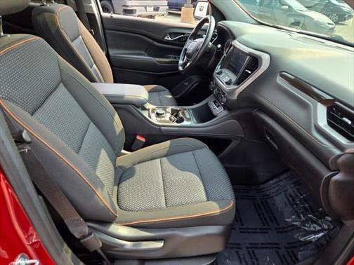 2021 GMC Acadia AWD AT4