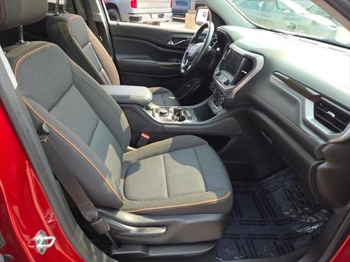 2021 GMC Acadia AWD AT4