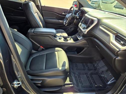 2020 GMC Acadia AWD SLT