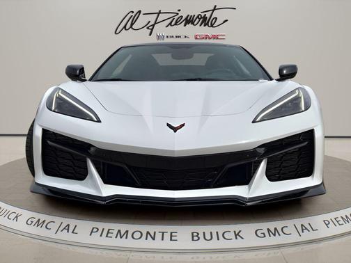 Arctic White 2023 Chevrolet Corvette Z06