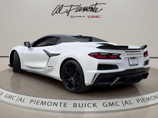 Arctic White 2023 Chevrolet Corvette Z06