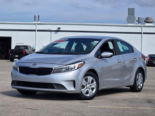 Silky Silver 2018 Kia Forte LX