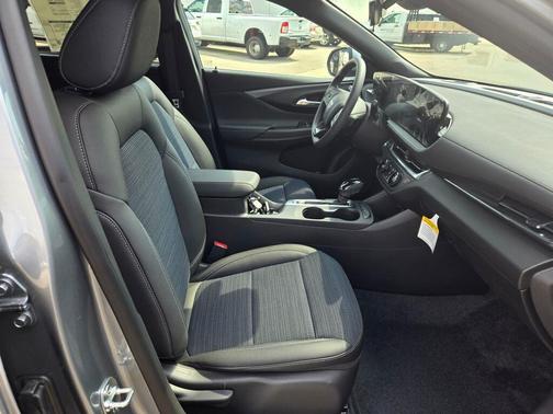 2025 Buick Envista Preferred FWD