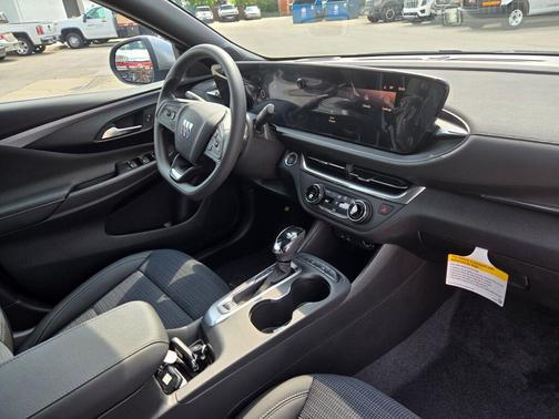 2025 Buick Envista Preferred FWD
