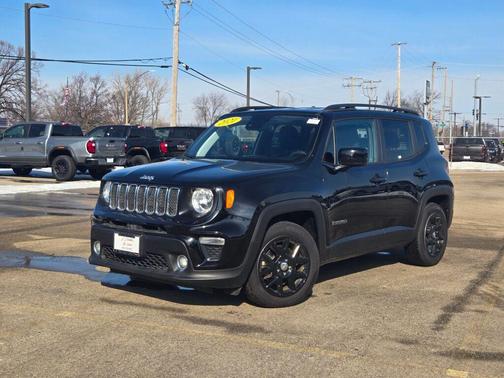 Black Clearcoat 2021 Jeep Renegade Latitude