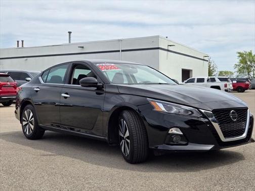 2020 Nissan Altima 2.5 SV