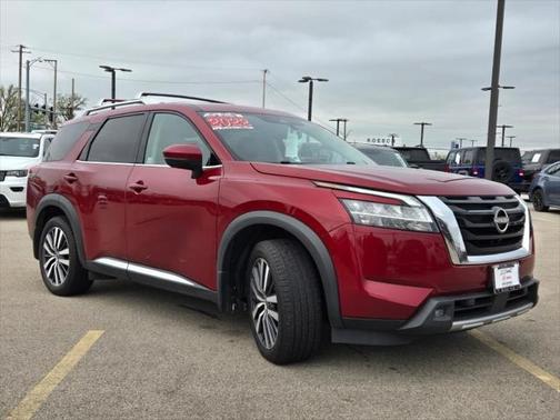 2022 Nissan Pathfinder Platinum 4WD