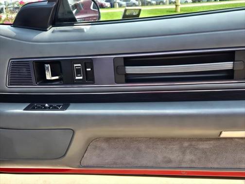 1988 Buick Reatta Base