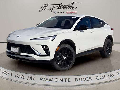 Summit White 2026 Buick Envista Sport Touring FWD